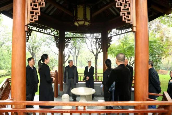 九游体育网站：星河湾实力彰显荣获人居环境及园林技术双示范工程荣誉(图3)