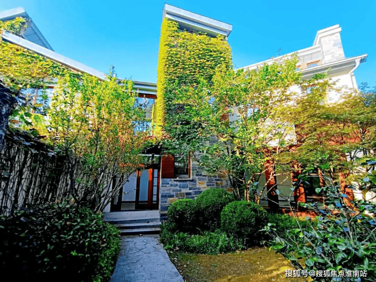 九游体育网站：佘山曼荼园(曼荼园售楼处)售楼处电话_预约看房_楼盘详情-2026最新房价-电话_营销中心(图3)